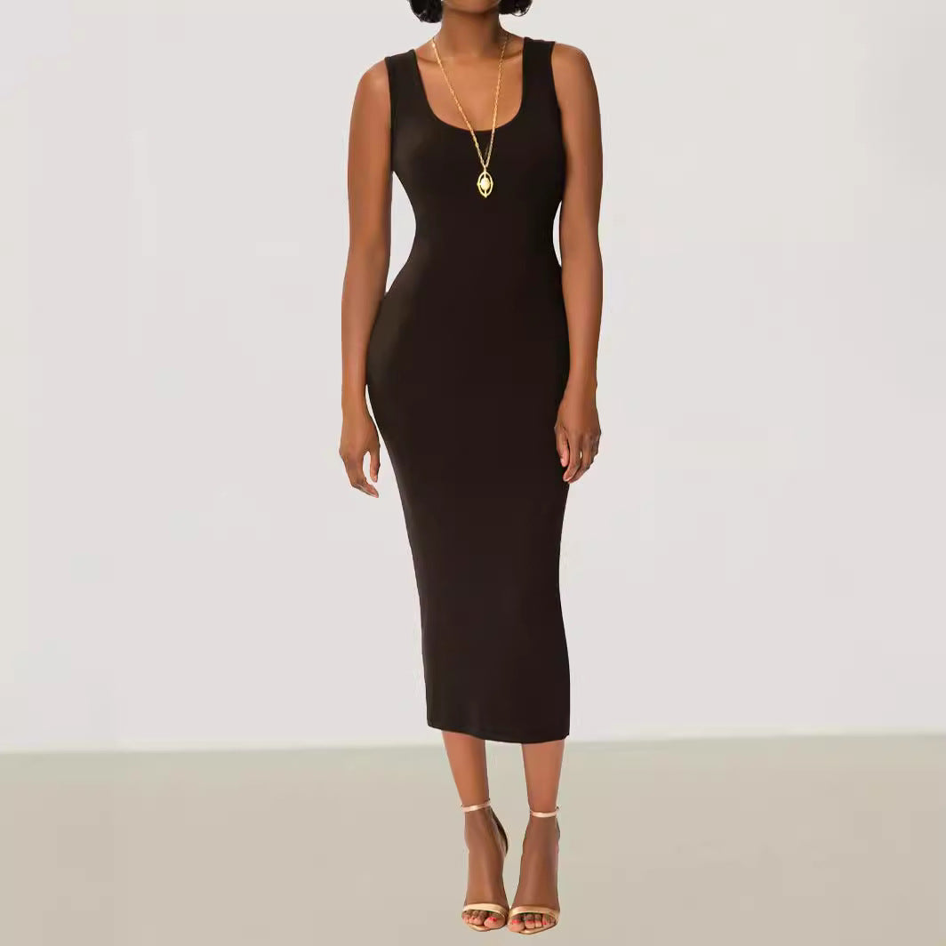 Sleeveless U-neck Sheath Dress